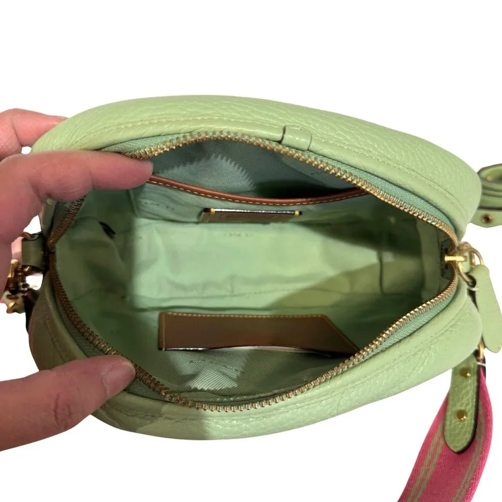 Coach Green Camera Bag - Picture 6 of 7